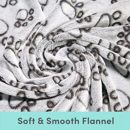 No-Mess Pet Blanket